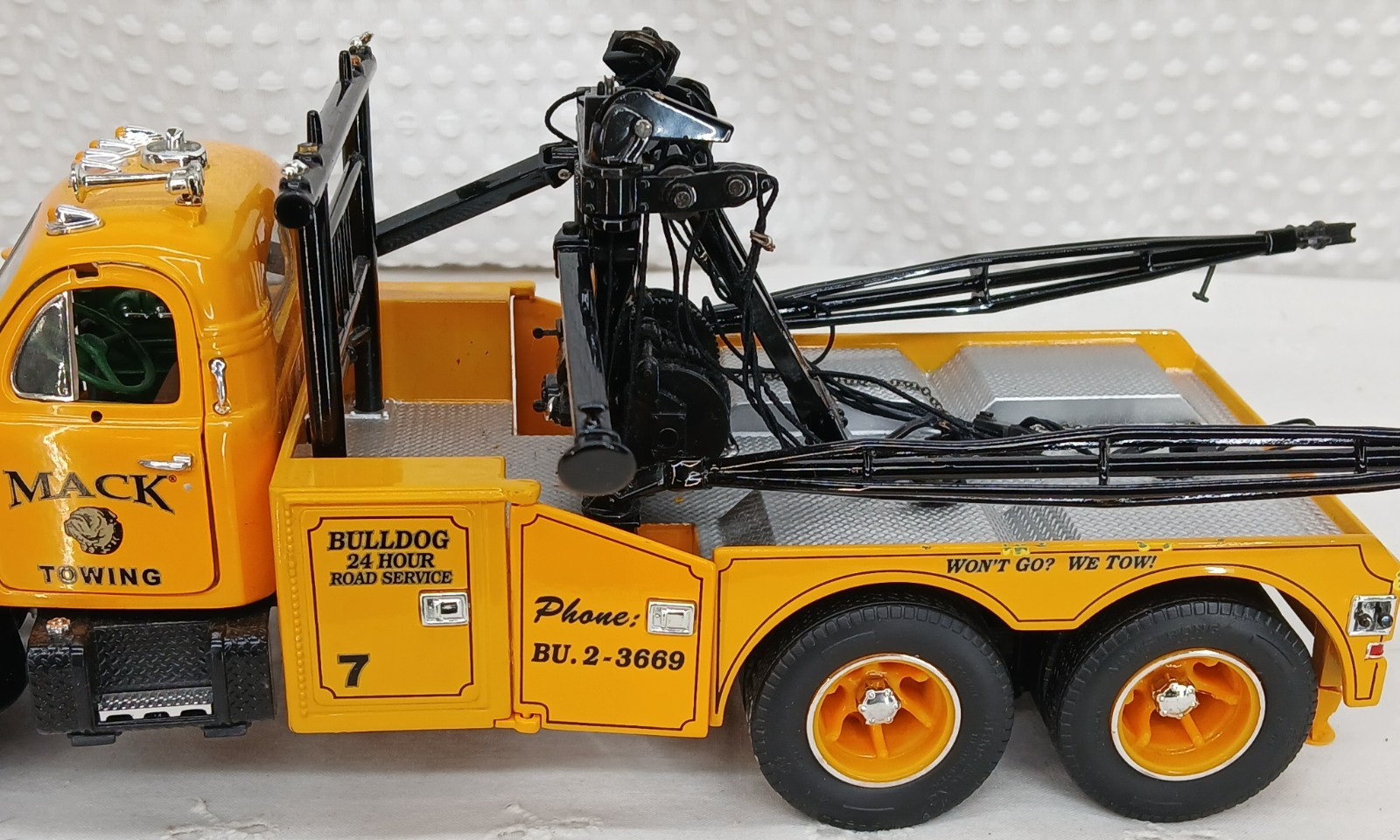 1960 MACK B-61 WRECKER 1:25 DIECAST FIRST GEAR MAC TOWING FREE SHIPPING