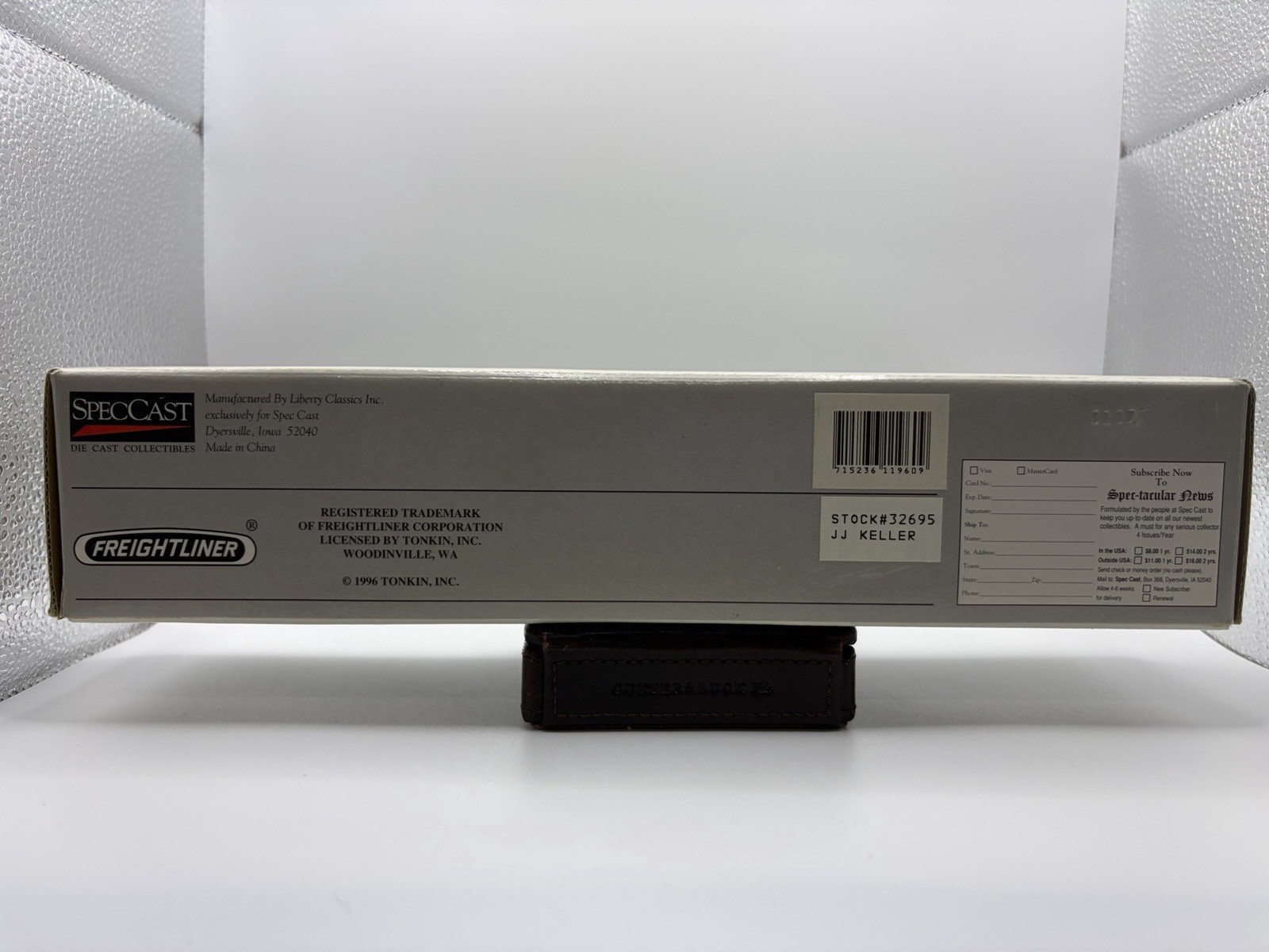 SpecCast Die Cast Collectible Truck – Freightliner C120 – Crete Carrier Corp.