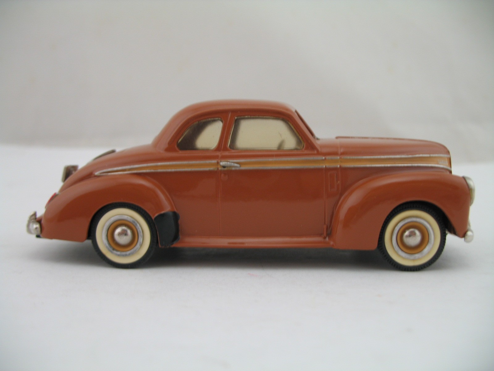 Western Models 1:43: 1941 Studebaker Champion, Mint, no Box