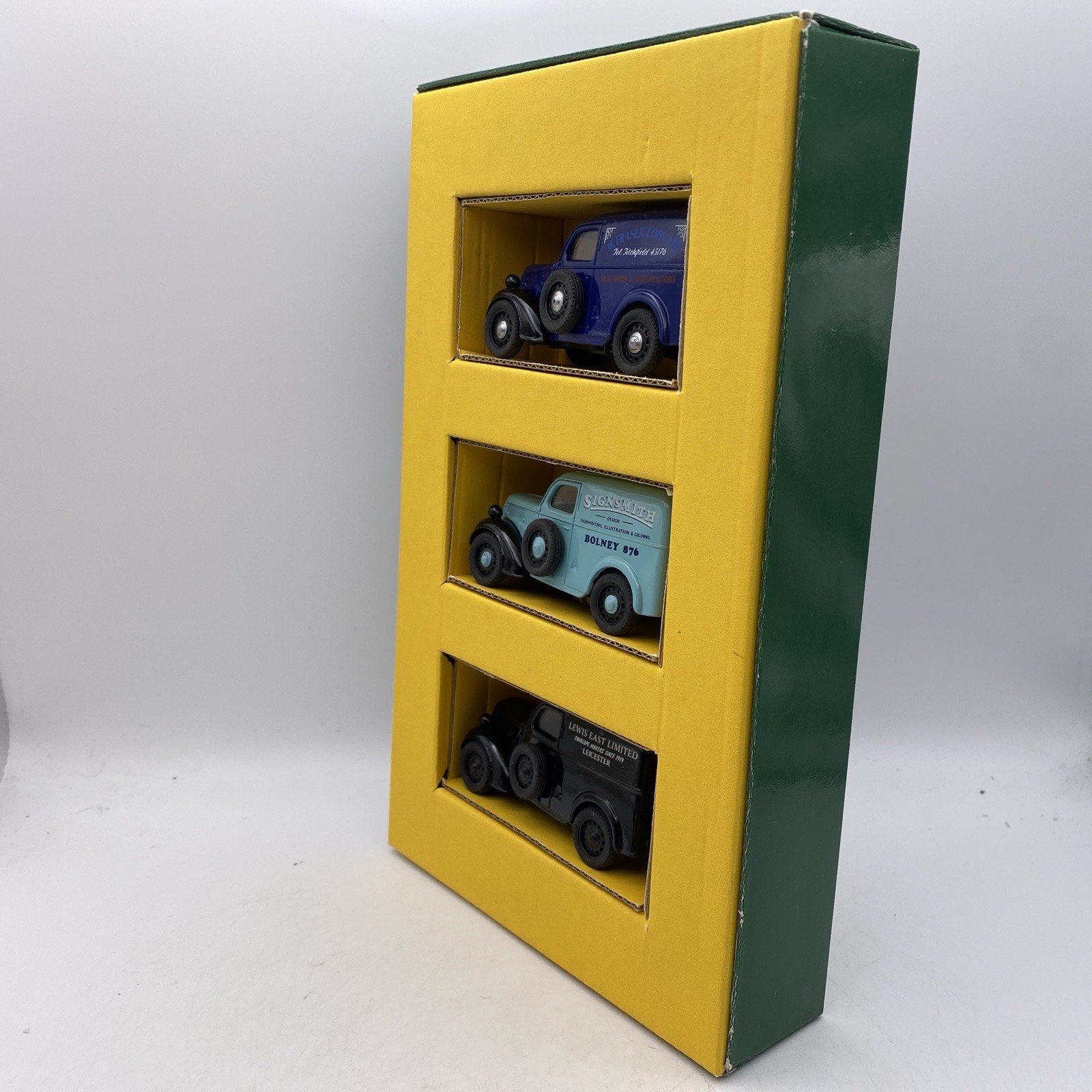 Corgi D23/1 Ford Popular Vans – Limited Edition – Boxed