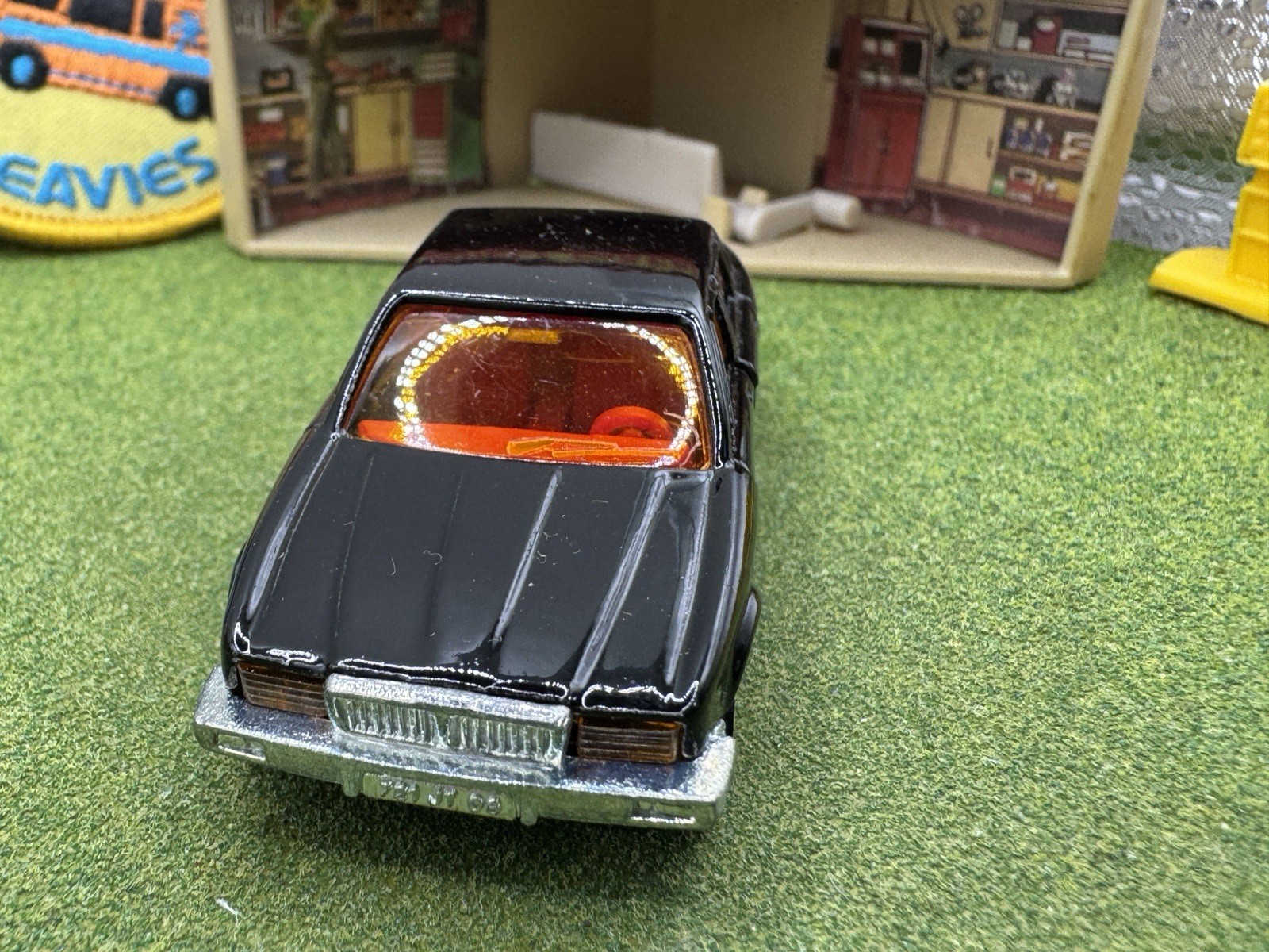 Majorette Jaguar XJ6 Dark Green Metallic No. 293 Diecast Car
