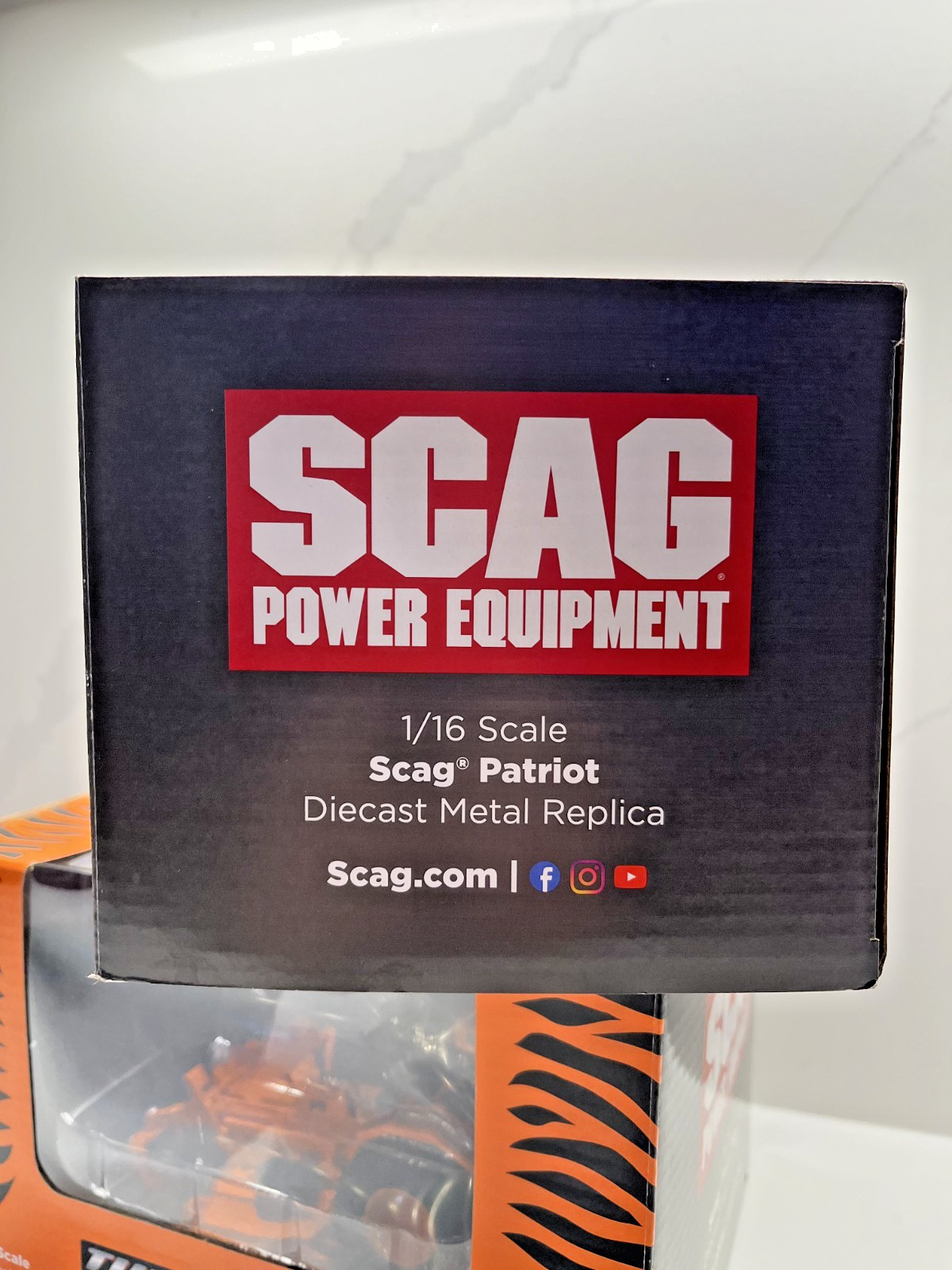 Scag Patriot 1/16 Scale Diecast Replica Zero-Turn Lawnmower