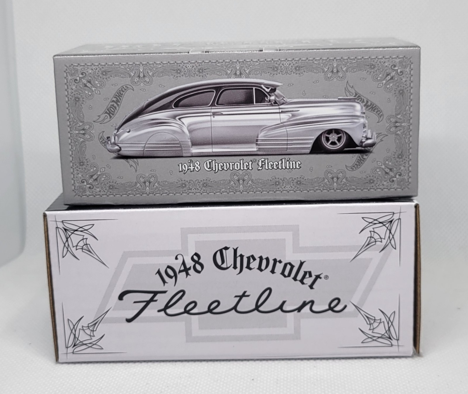 Hot Wheels RLC 1948 Chevy Fleetline Lowrider – Chrome Chase