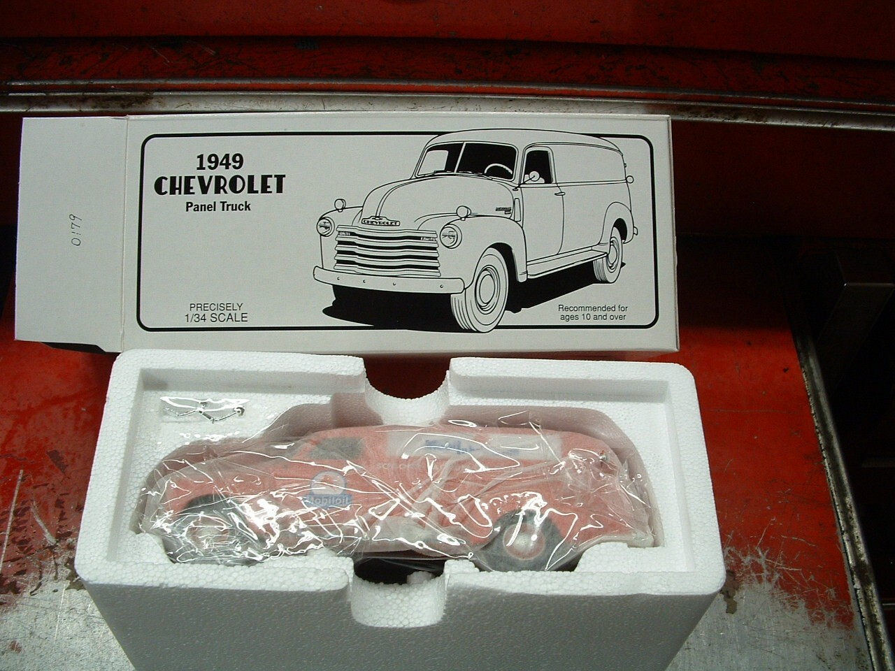 MOBIL OIL SOCONY GAS 1949 CHEVROLET DELIVERY PANEL VAN TRUCK FIRST GEAR