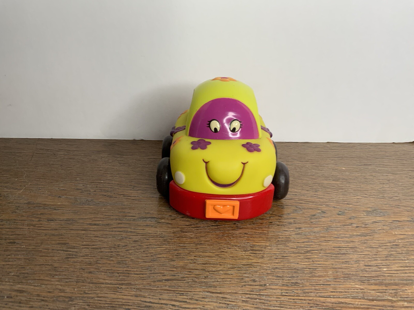My B Toy Battat Bug Car Pull Back Wind Up Powered Interactive Toddler Baby Toy