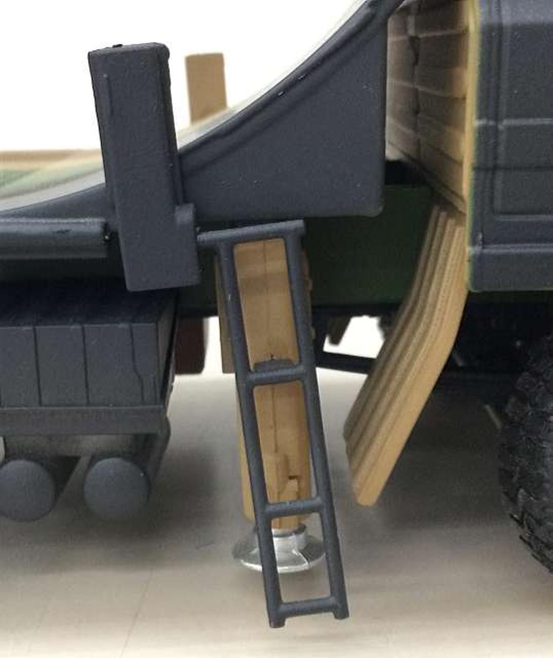 1/24 FLOZ Hongqi-12 Collectables 17+