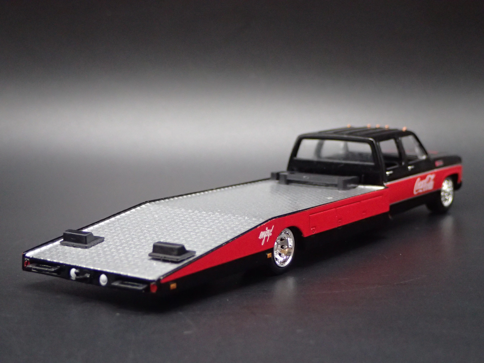 1973 GMC 3500 DUALLY SQUAREBODY RAMP TRUCK COCA COLA 1/64 SCALE DIECAST CAR