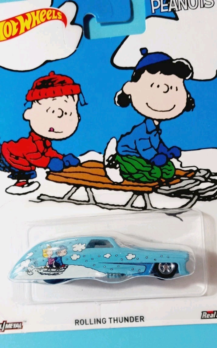 Hot Wheels Peanuts Pop Culture Assortment Lot of 4 2014-2016 Real Riders NIP