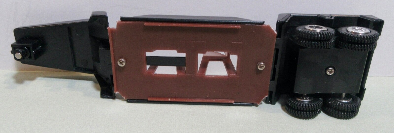 Unbranded Low – Boy Plastic Trailer 7 1/2″L x 1 3/4″W x 1 1/4″H Custom Use