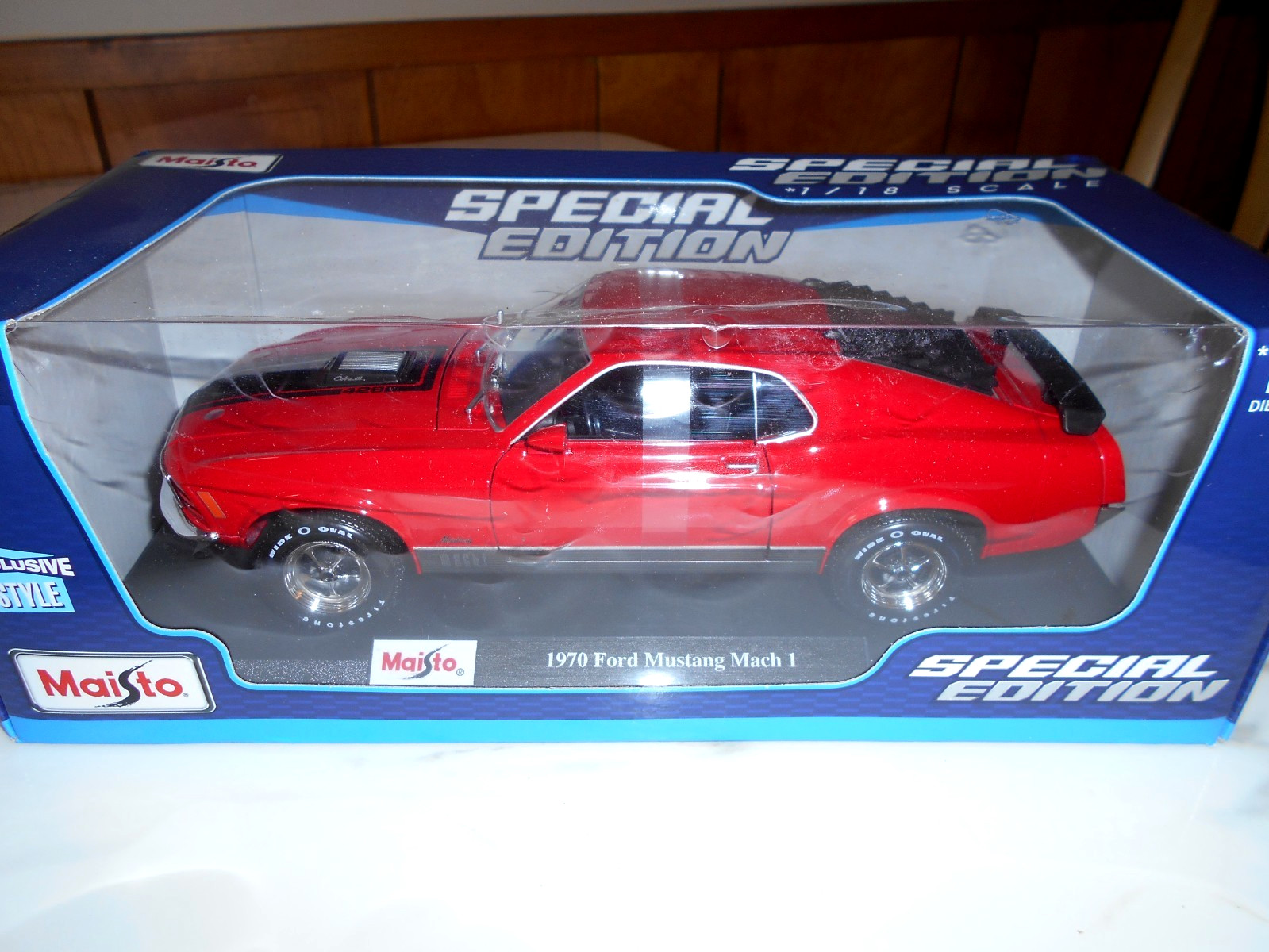 Maisto 1/18 1970 Ford Mustang Mach 1 ~ Exclusive Style