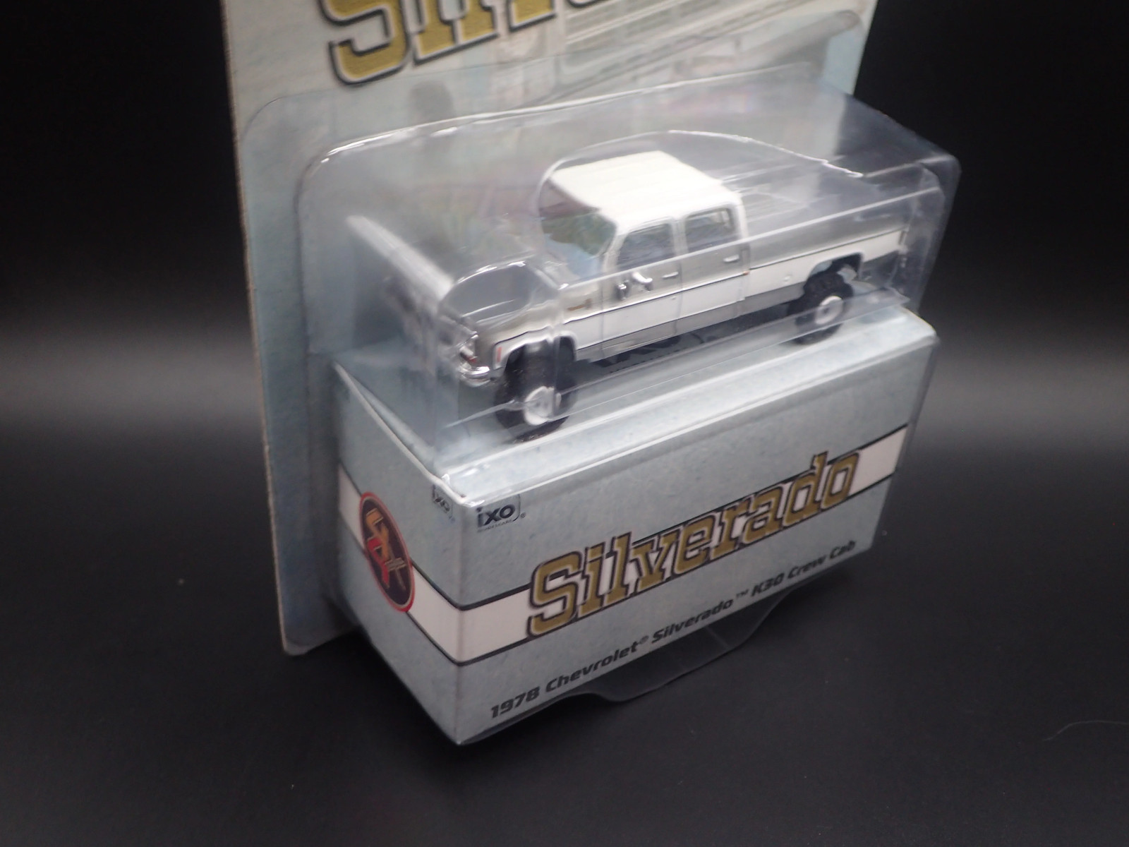 2026 IXO 1978 CHEVROLET SILVERADO K30 CREW CAB RAW CHASE 1:64 DIECAST MODEL CAR