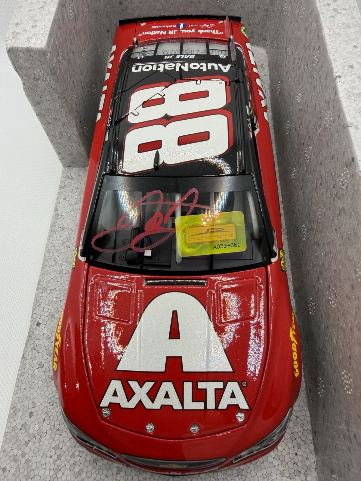 Lionel Racing Dale Earnhardt Jr #88 Axalta 2017 Chevrolet SS 1/24 Autographed