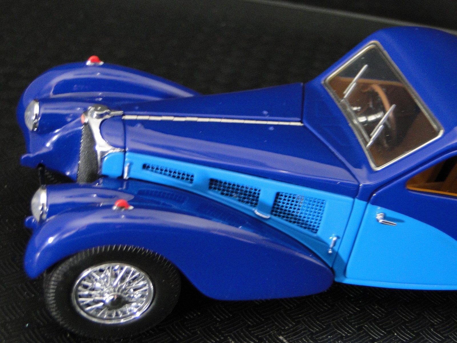 Bugatti Custom Built Concept Model 1 Hot Rod 12 Race Car 24 18
