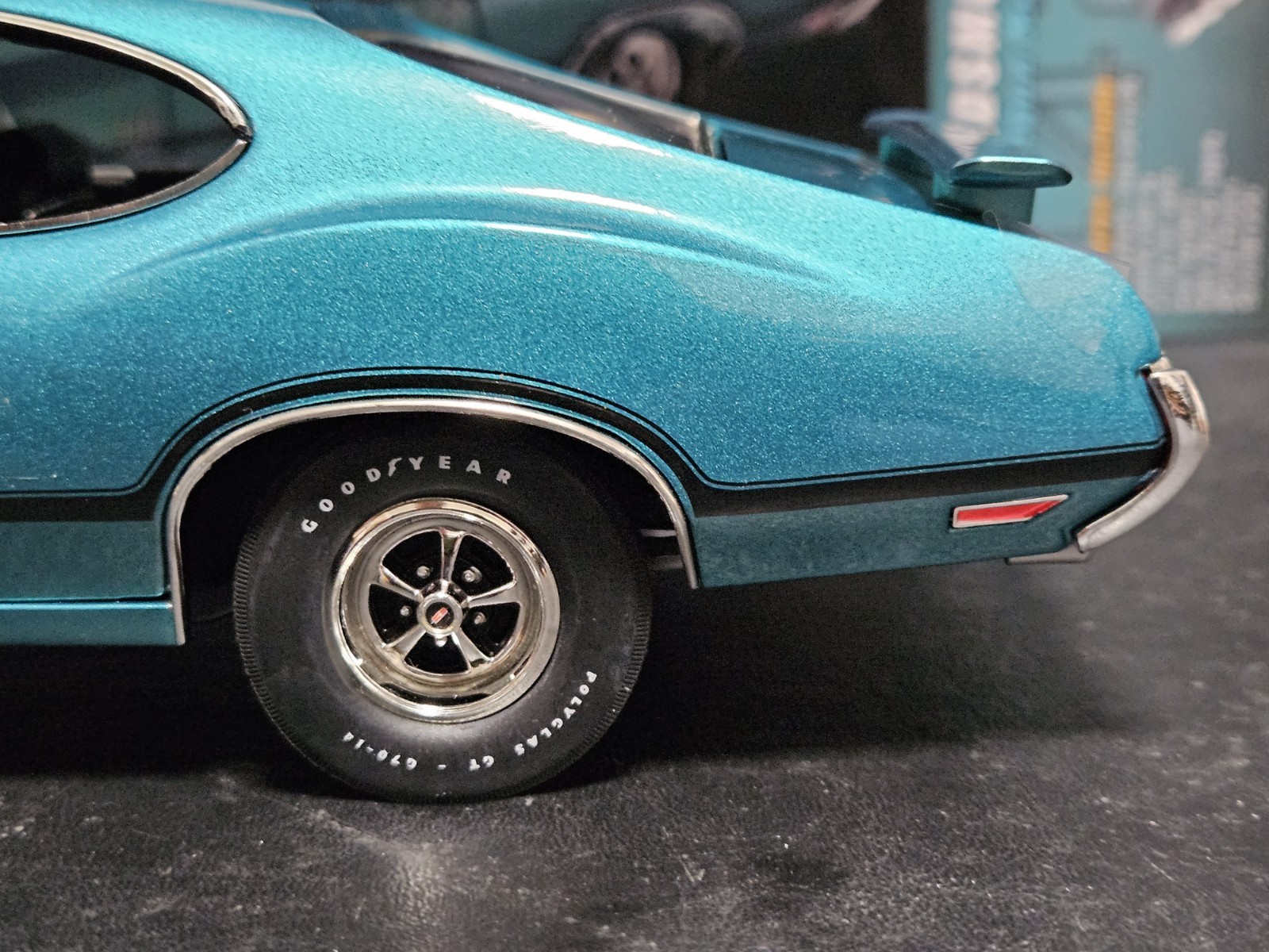 ACME 1:18 SCALE 1970 OLDSMOBILE 442 W-30 IN AEGEAN AQUA METALLIC A1805627. NEW!!