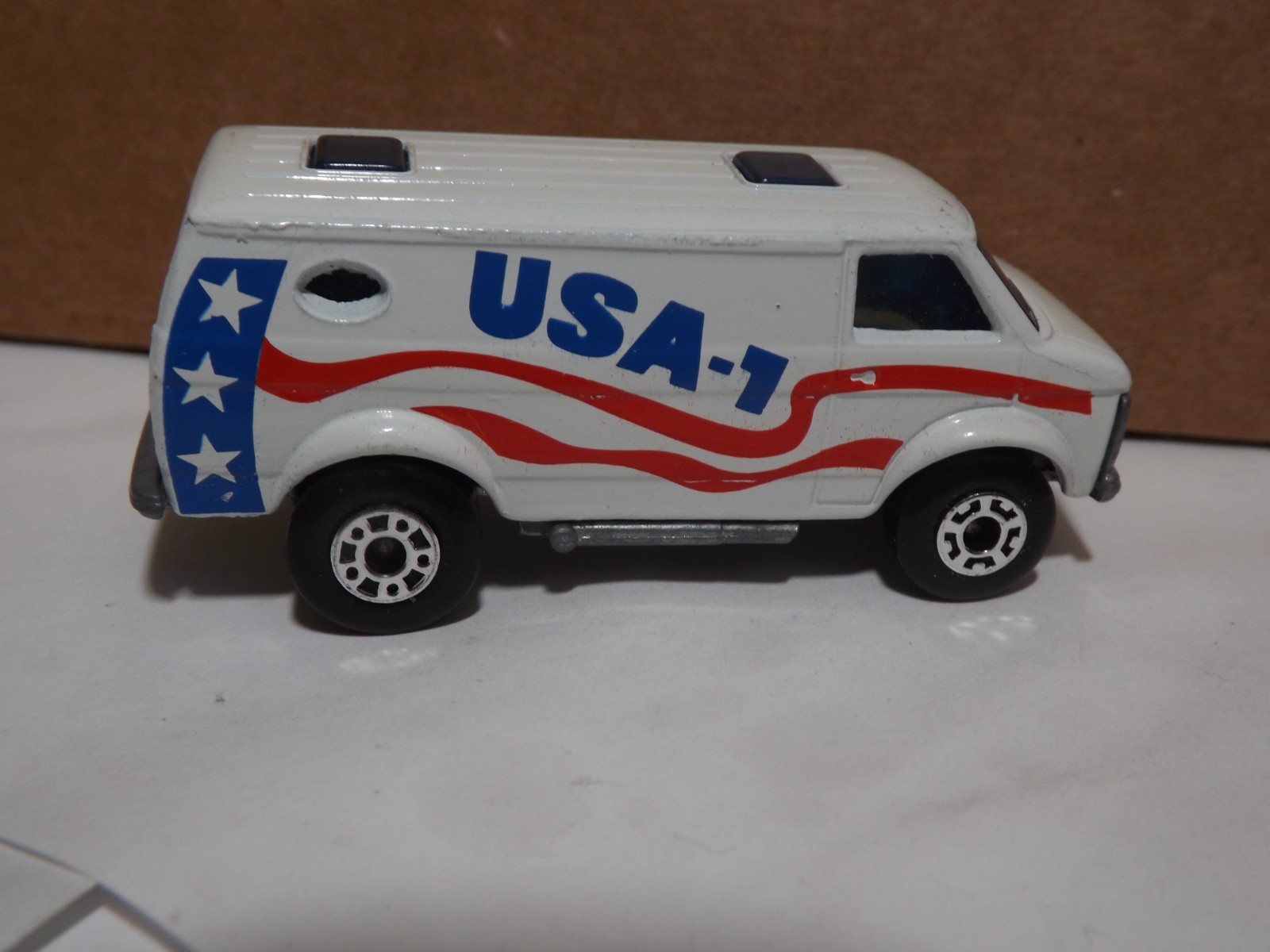 Matchbox Superfast White USA-1 Chevy Van No. 68 Made In England By Lesney