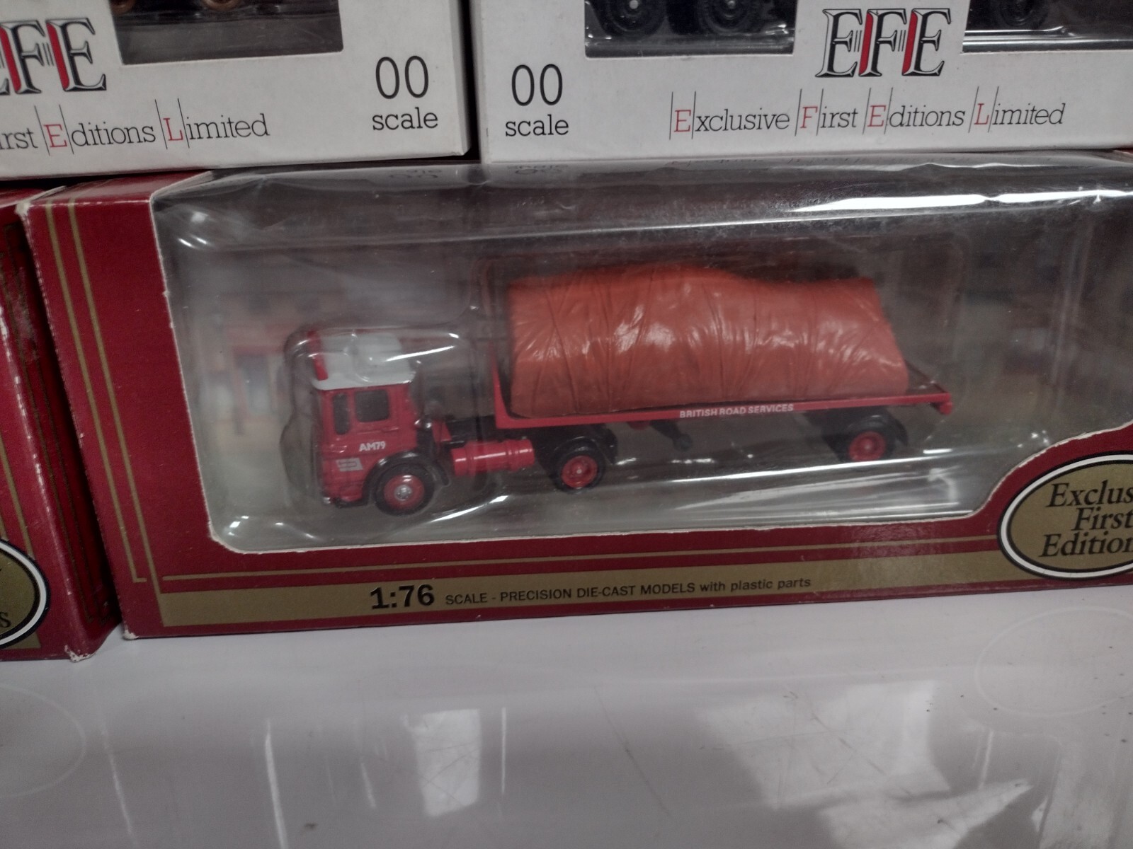 Exclusive First Editions Commercial Trucks Ergo Artic Parkinson die cast