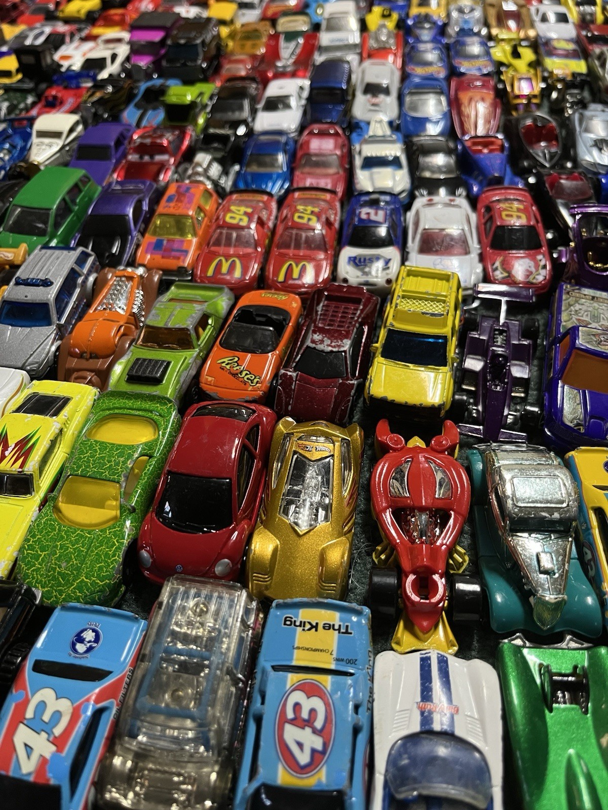 Hot Wheels Lot 45+ Cars Vehicles; Unsearched Matchbox, Hot Wheels, Etc.
