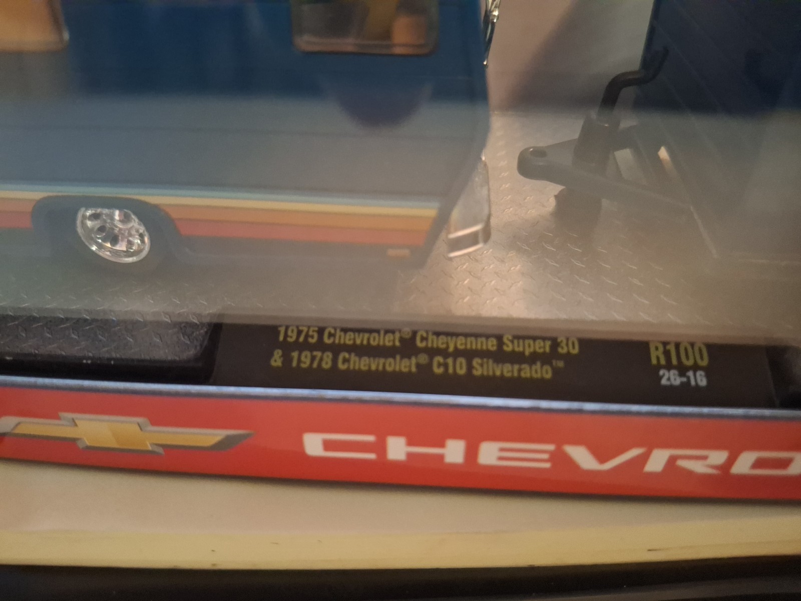 M2 HUALER 1975 CHEVY CHEYENNE SUPER 30 W/CAMPER & 1978 CHEVY C10 SILVERADO