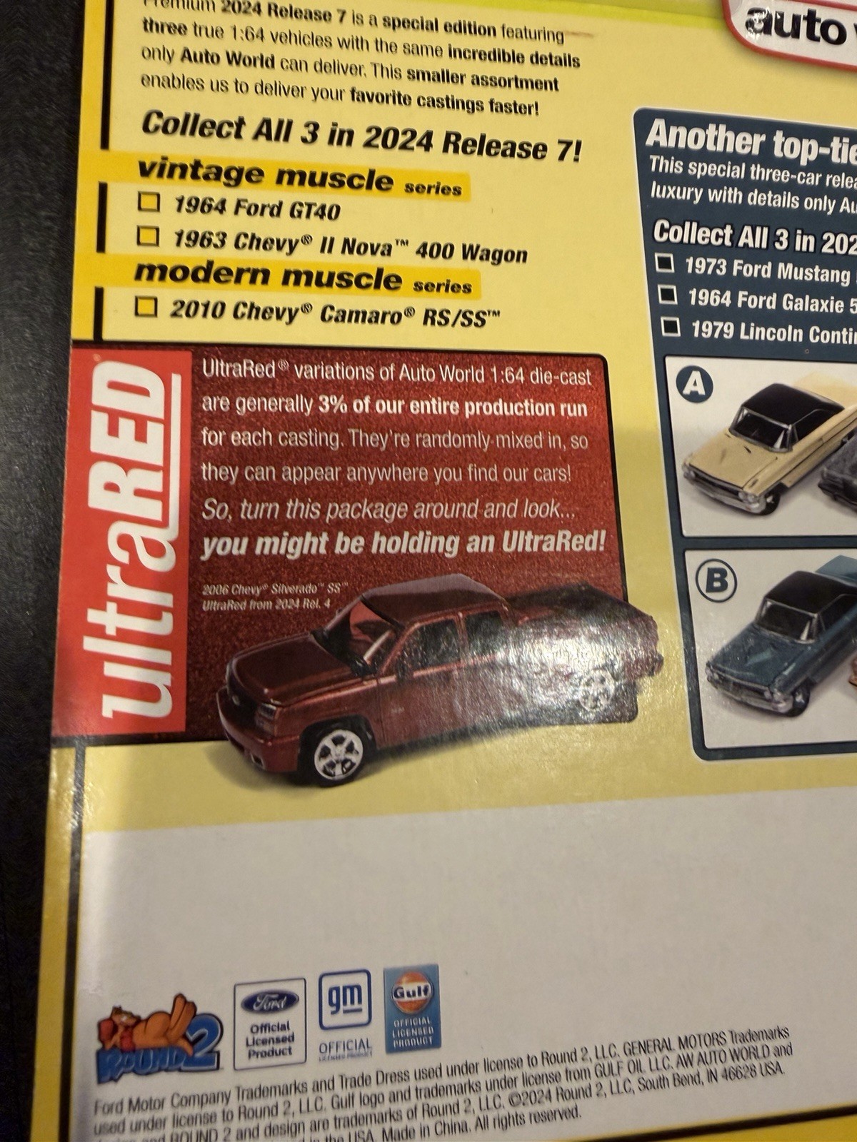2024 New Auto World ULTRA RED Chase 2010 Chevy Camaro RS/SS & Yellow Version HTF