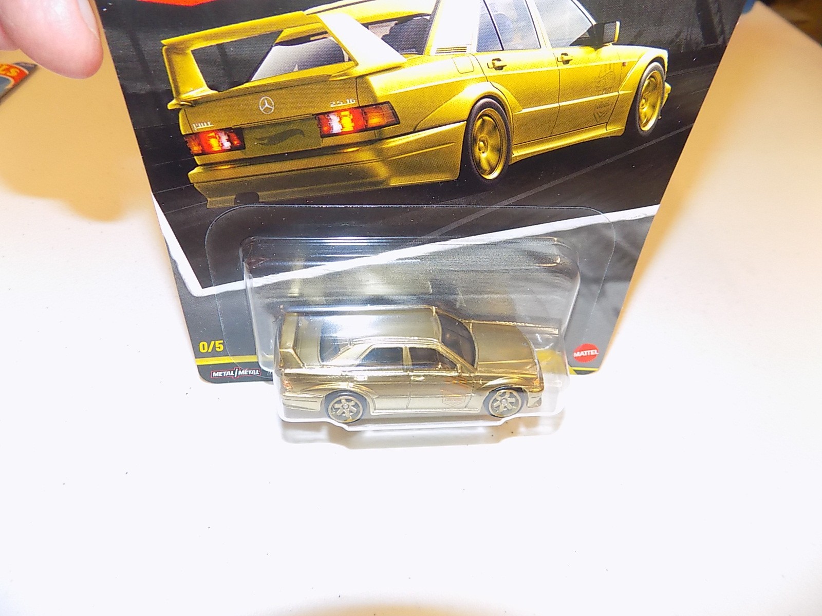 Hot Wheels Premium Modern Classics Chase Mercedes-Benz 190 E 2.5-16 EVO II – 0/5