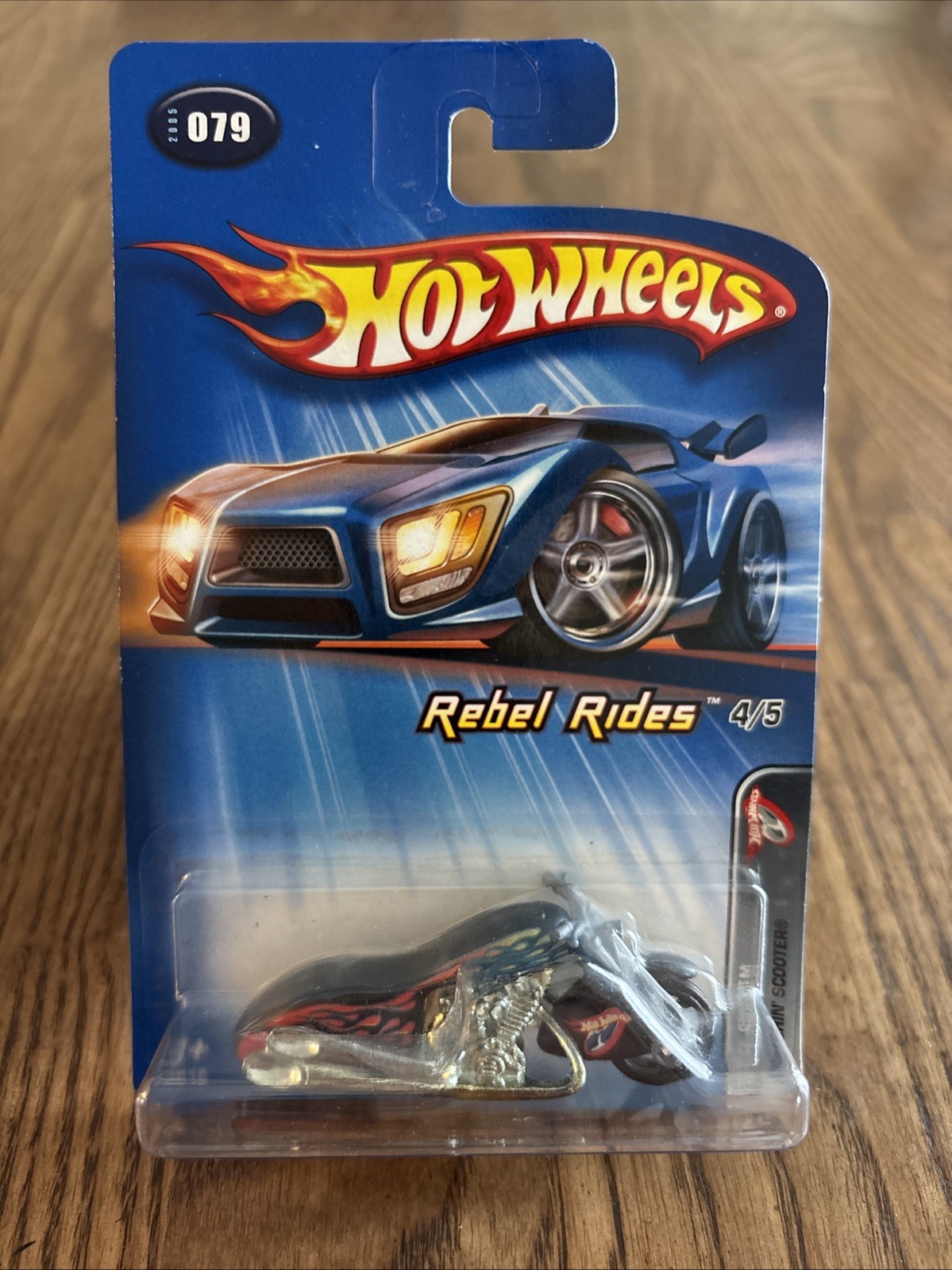 2005 Hot Wheels #79 Rebel Rides 4/5 Scorchin’ Scooter Black Variant