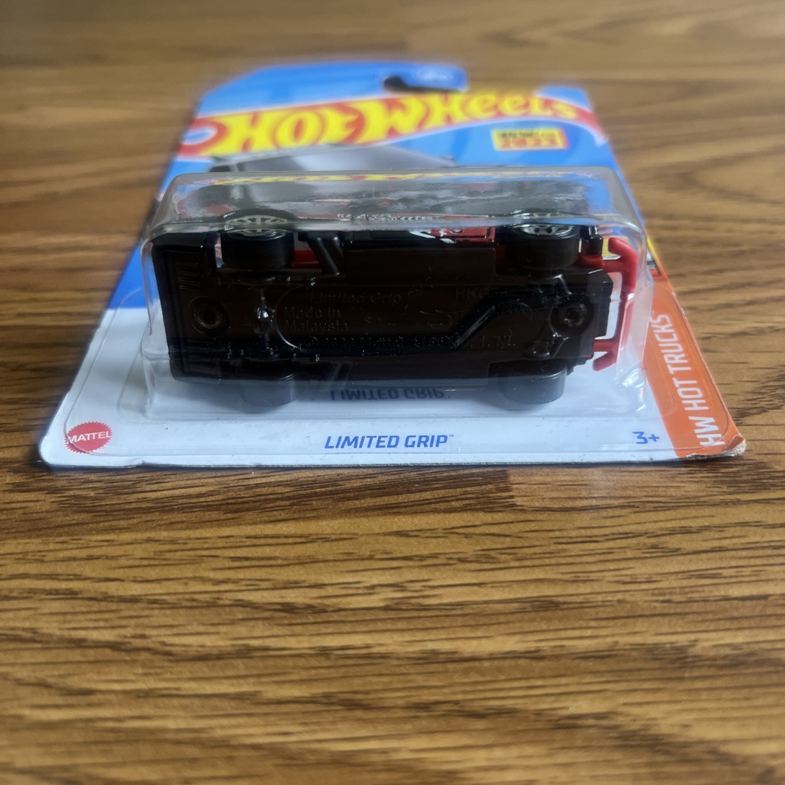 Hot Wheels 2023 HW Hot Trucks 6/10 Grip Black Chevrolet S-10 Die Cast Car #D1