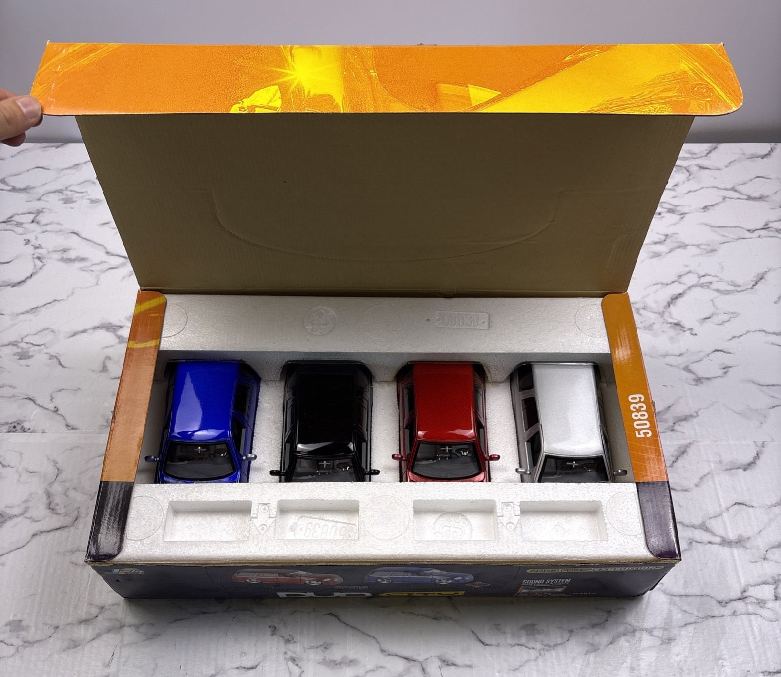 NEW Jada 1:24 Dub City Pack Of 4 2003 Ford Expedition Red Blue Silver Black🔥🔥