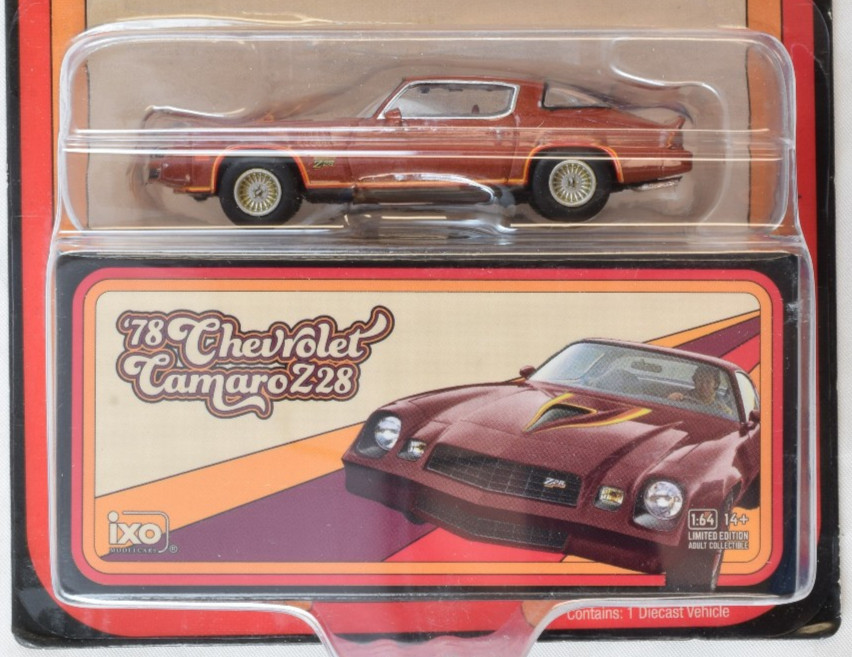 IXO Models Carmine Metallic 1978 Chevrolet Camaro Z28 1:64 IA64017 BOX DAMAGE
