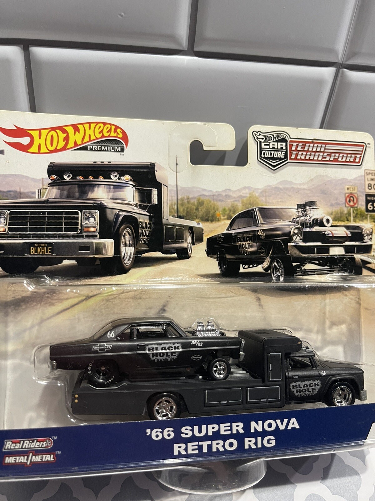 Hot Wheels 2019 Car Culture Team Transport Black ’66 Super Nova Retro Rig #7