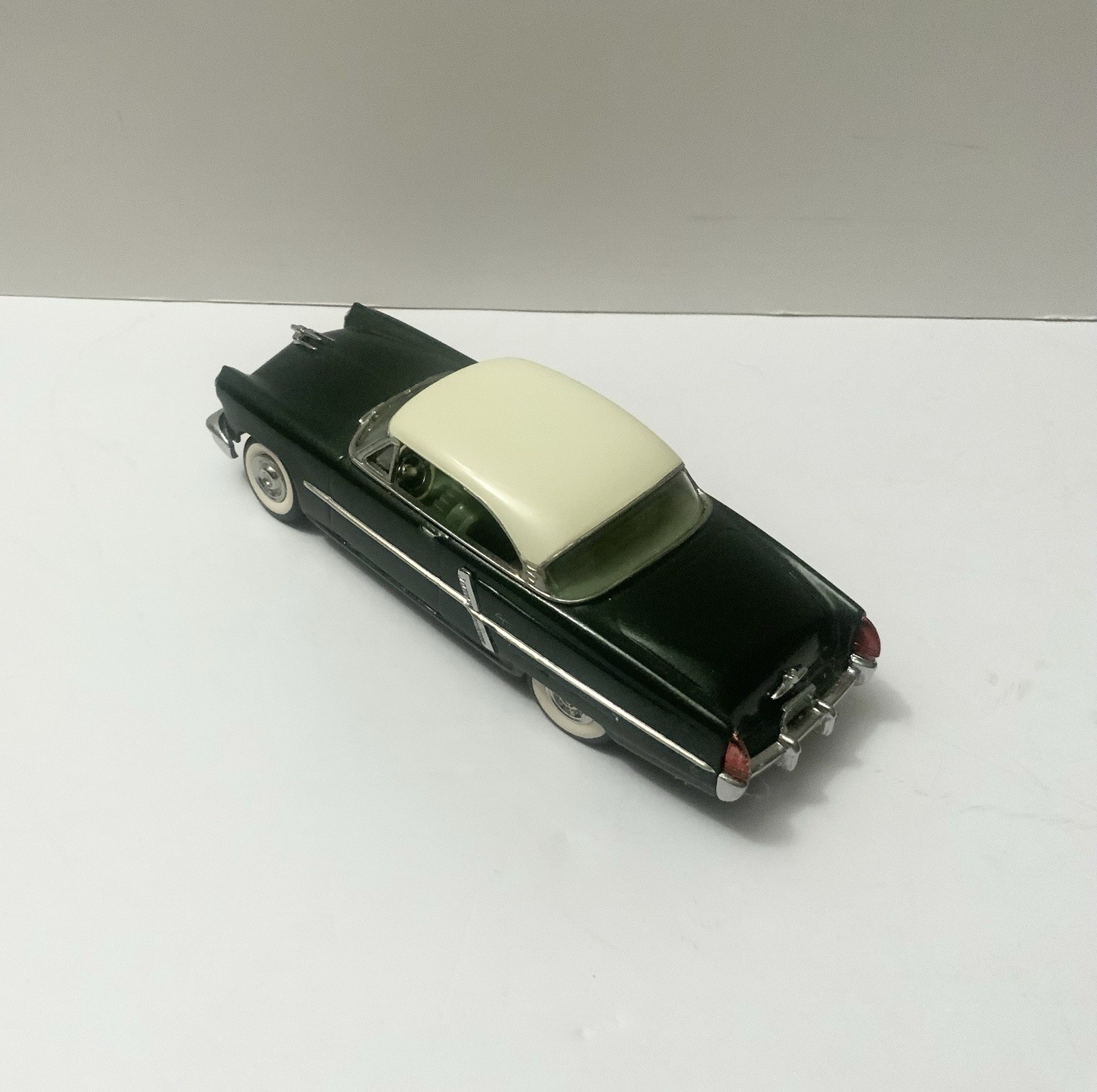 1/43 1953 Lincoln Capri hardtop metal Precision Miniatures