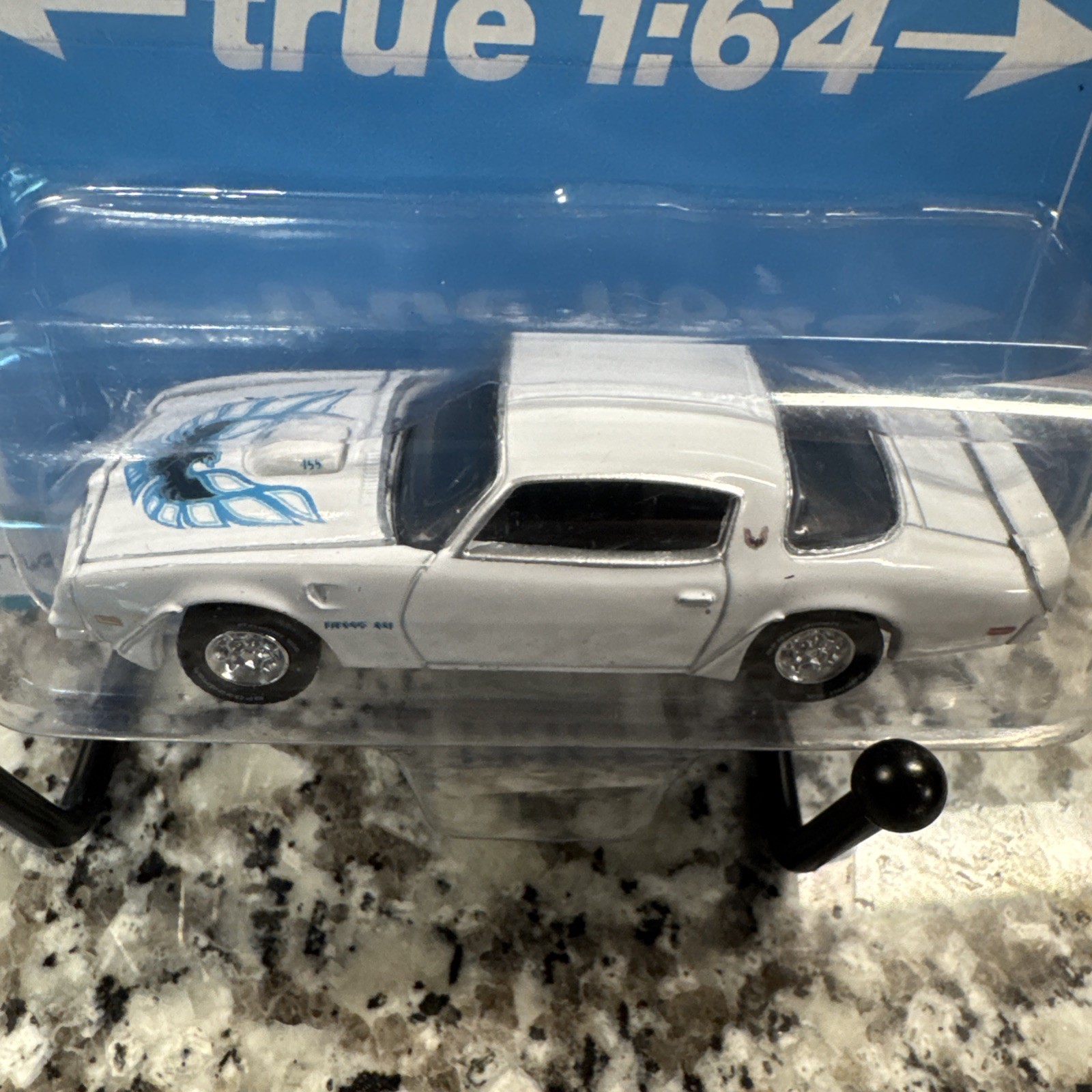 2022 AUTO WORLD 1976 PONTIAC FIREBIRD T/A CAMEO WHITE