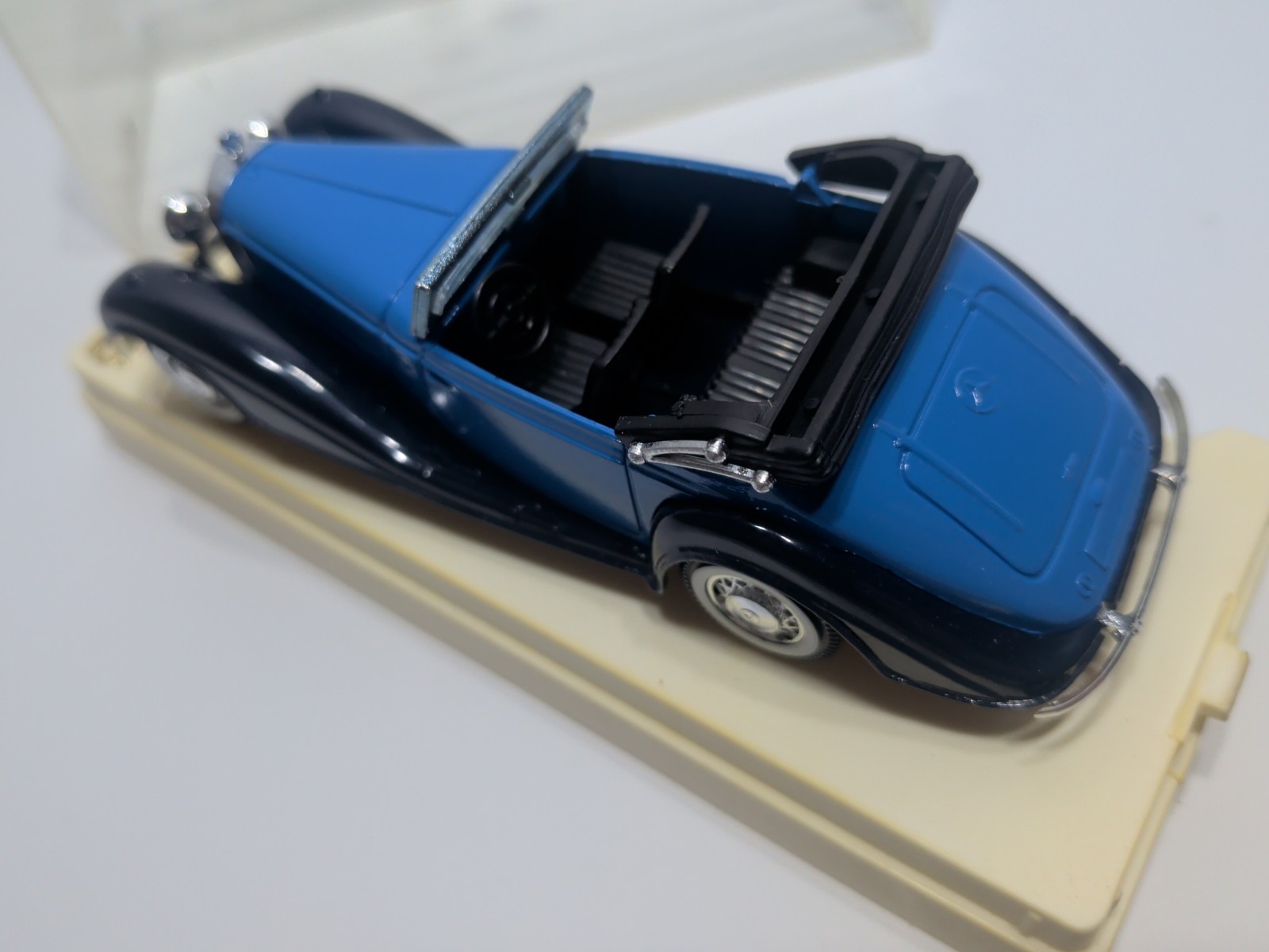 Solido 1939 Mercedes 540K Cabriolet 1:43 Diecast Model #4086