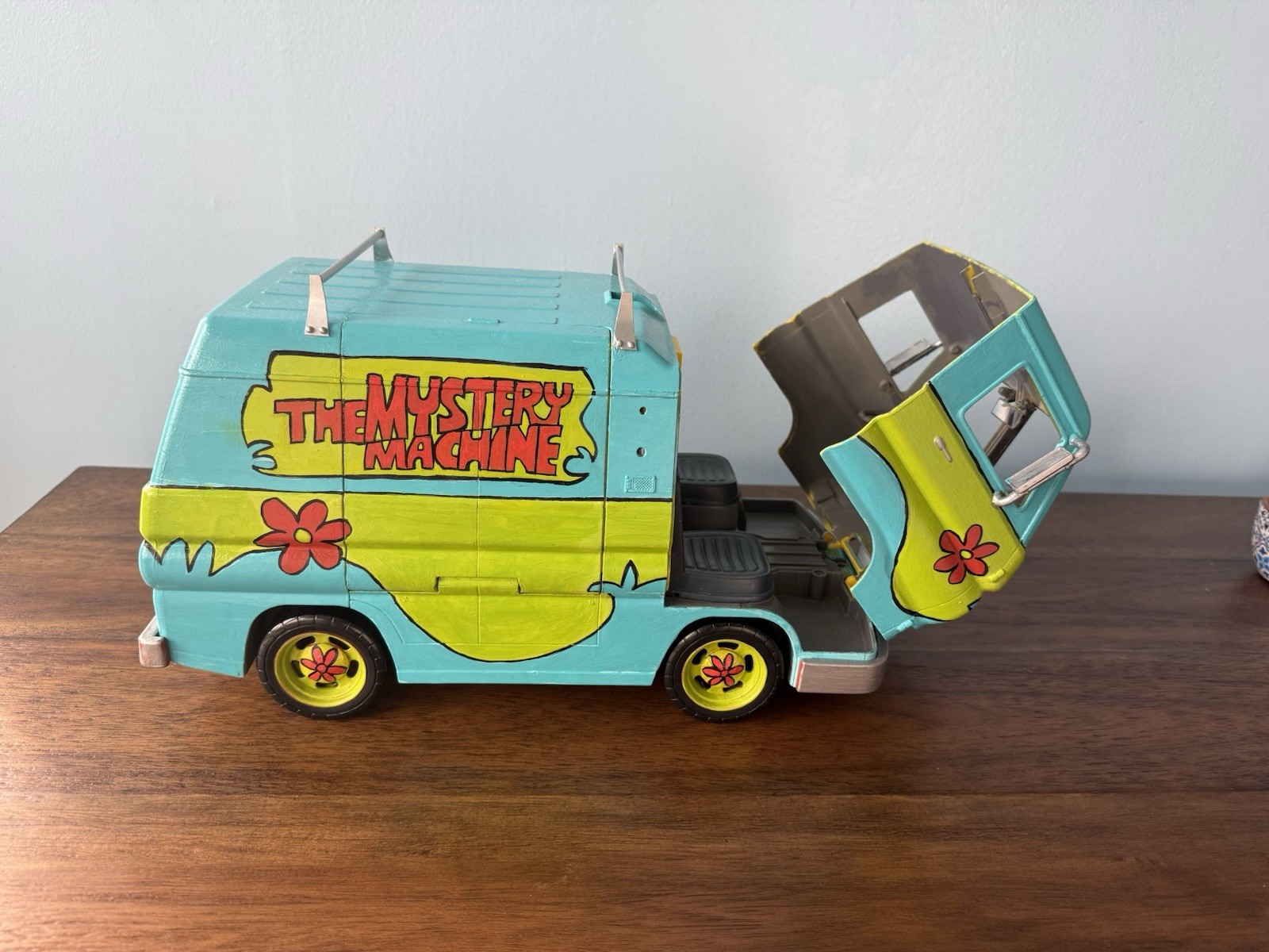 Custom One Of A Kind 1/12 Scooby Doo Mystery Machine Van Marvel Legends