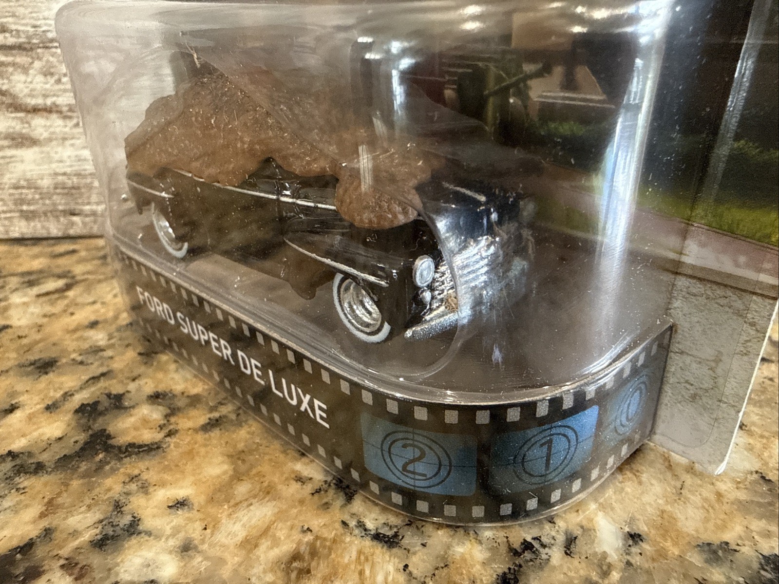 Hot Wheels 2025 Premium Retro Back to The Future Ford Super Deluxe w/Manure BIFF