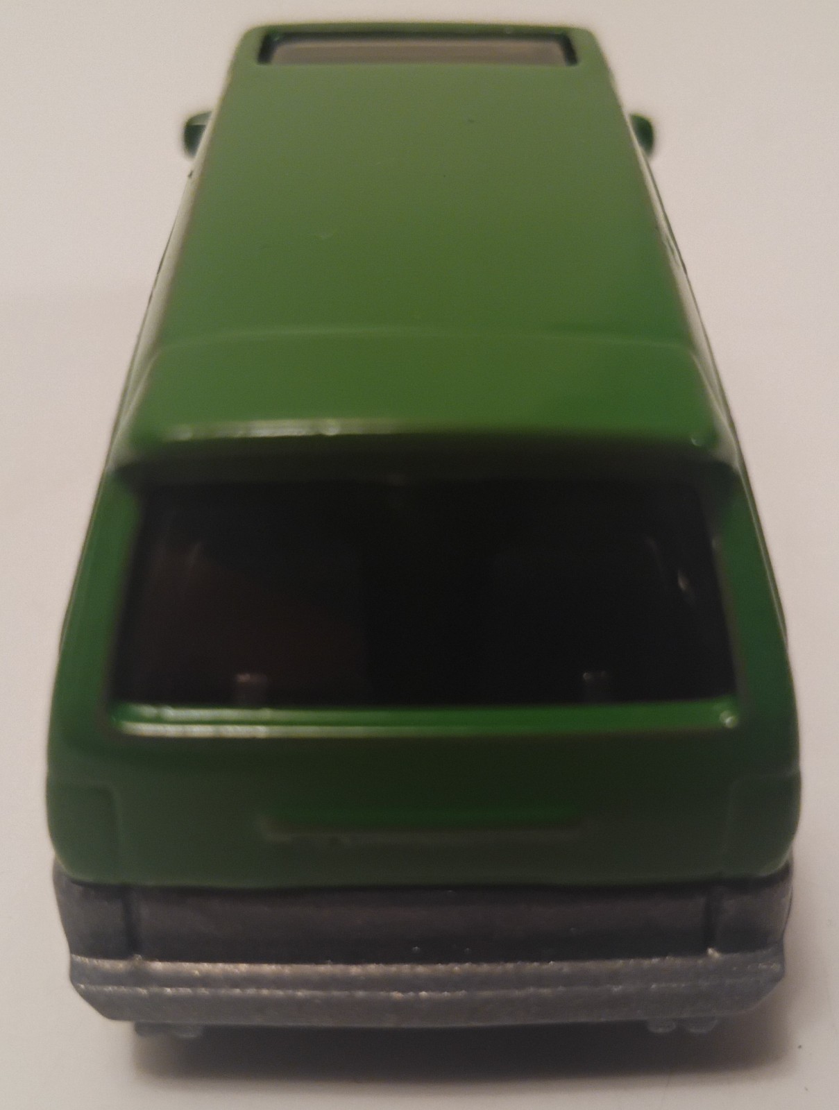 Hot Wheels: 1986 Toyota Van (Gone in Sixty Seconds Series 3-Momoko)