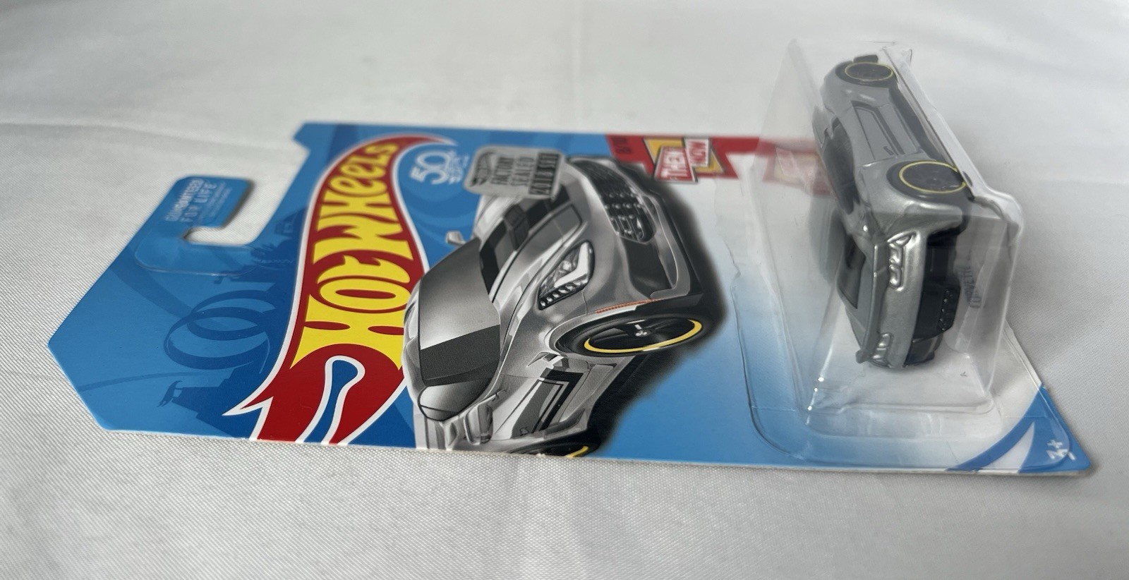 Hot Wheels Corvette C7 Z06 Then & Now KMART Exclusive Color, 2018 Factory Sealed