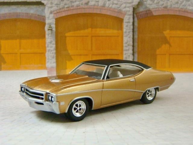 1968-1969 Buick Gran Sport GS 350 V8 Luxury Muscle Car 1/64 Scale Ltd Edition C