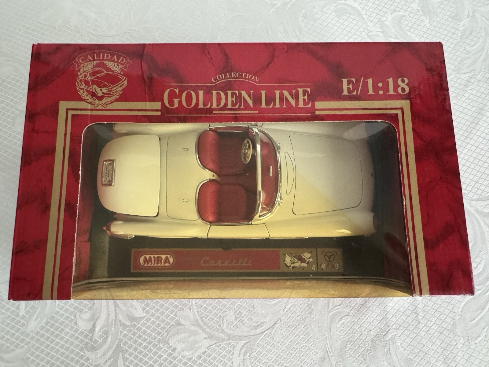 MIRA GOLDEN LINE 1953 CHEVROLET CORVETTE Convertible 1:18 Die-Cast Model Car-NIB