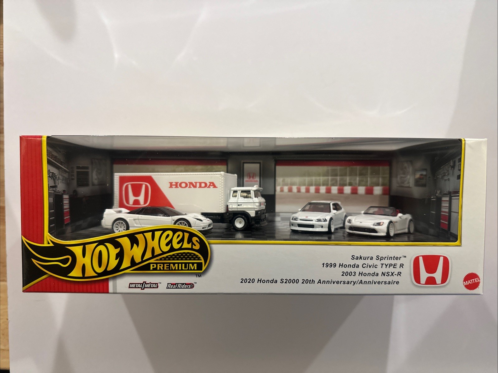 Hot Wheels 2025 Premium Collector Diorama Honda Set Civic Type-R, NSX-R, S2000