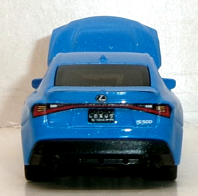 LOOSE 2026 MATCHBOX MOVING PARTS BLUE 2024 LEXUS IS 500 WHEEL SWAP REAL RIDERS