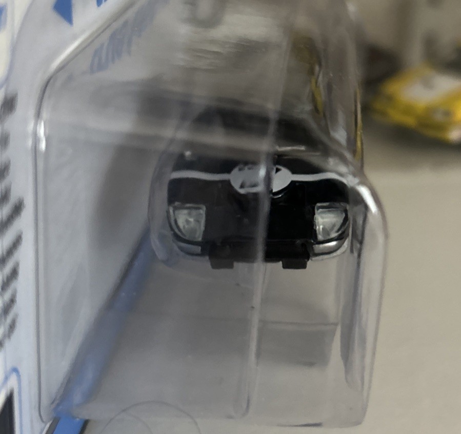 MAJORETTE 1/64 1965 FORD GT40 MK1 + AUTO WORLD 65 GT40 2 CARS