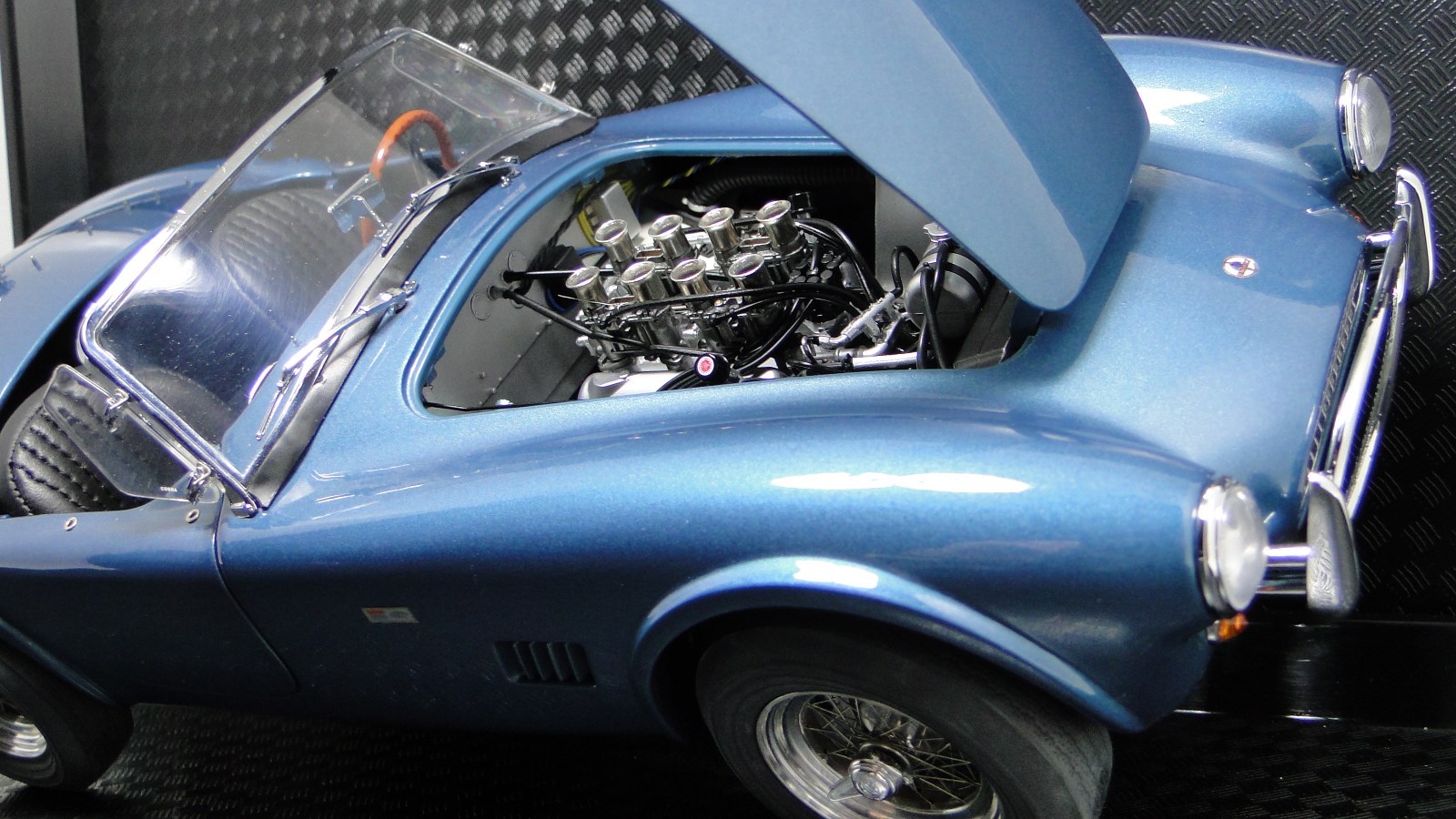 1:12 Race Car Custom Built Metal Body Model18Unique24Racer Racing Carousel Blue