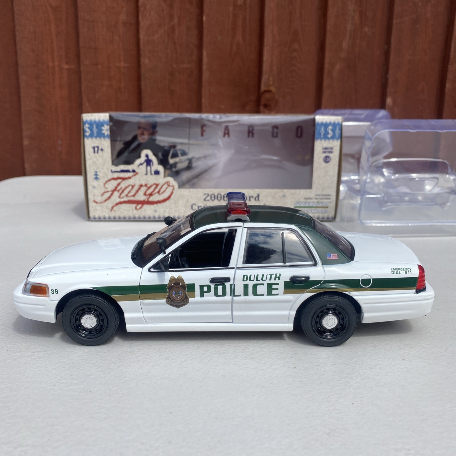 Greenlight Fargo 2006 Ford Crown Victora 1:24 Scale 84153 Hollywood Series