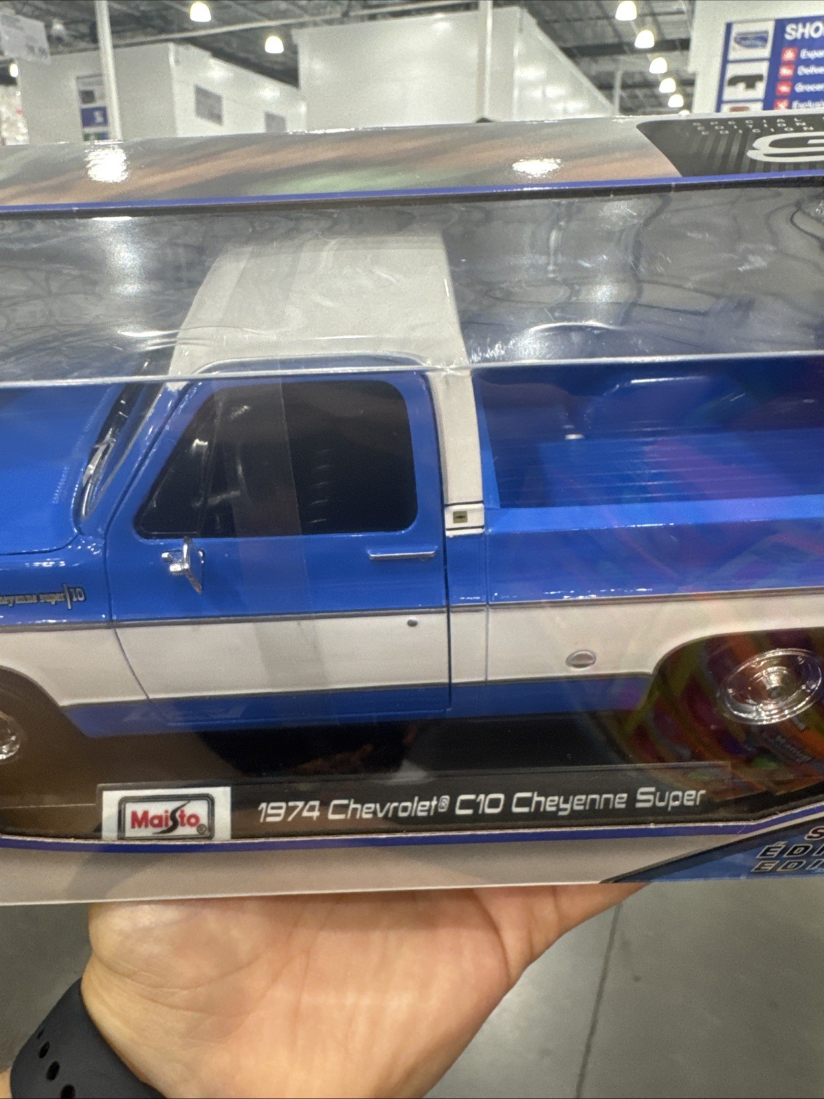Maisto 1:18 1974 Chevrolet C10 Cheyenne Super Blue White Pickup Truck NIB