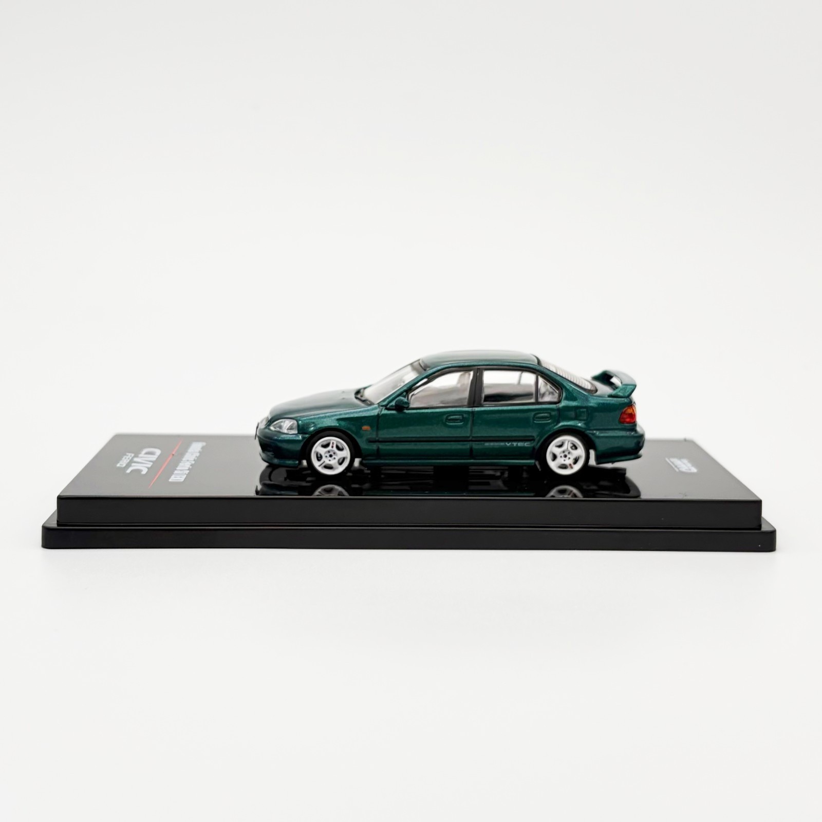 Inno 1/64 HONDA CIVIC FERIO SI EKS Model Car -GREEN-