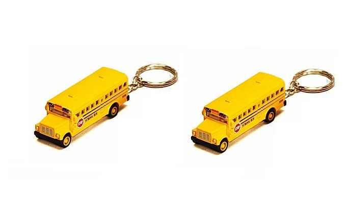 2 Pcs Yellow School Bus Key chains Diecast Model pull back action 2.5 inch Long