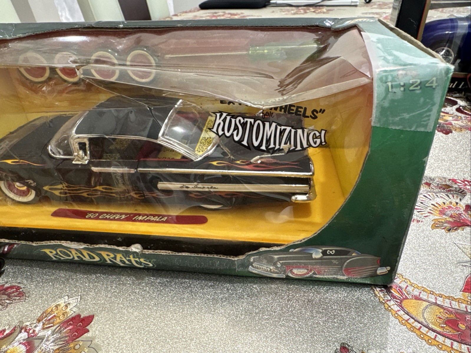 Jada 1960 Chevy Impala Road Rats 1/24 scale Kustomizing extra wheels