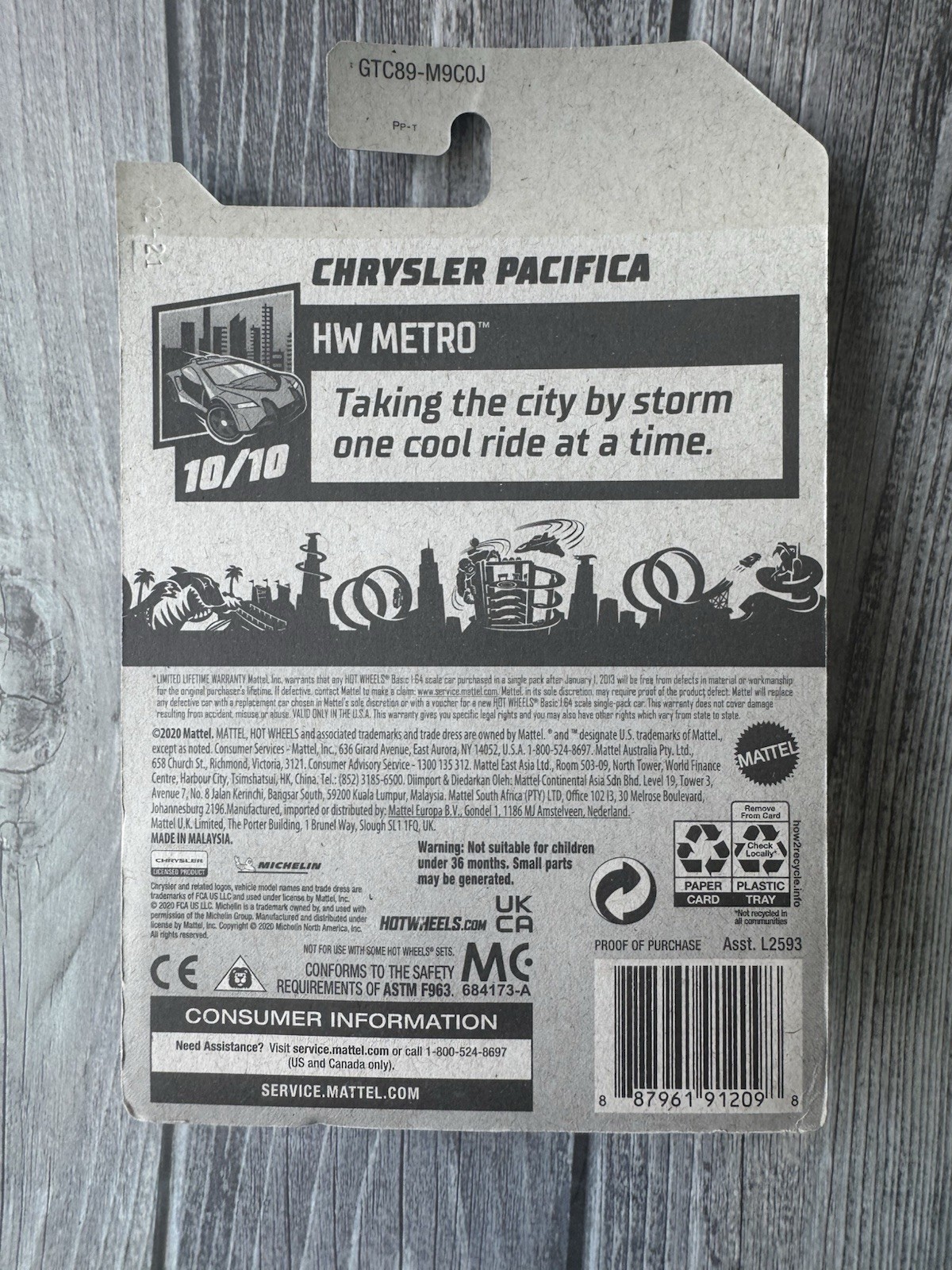 2019 Hot Wheels HW Metro Chrysler Pacifica #165 Treasure Hunt 10/10!