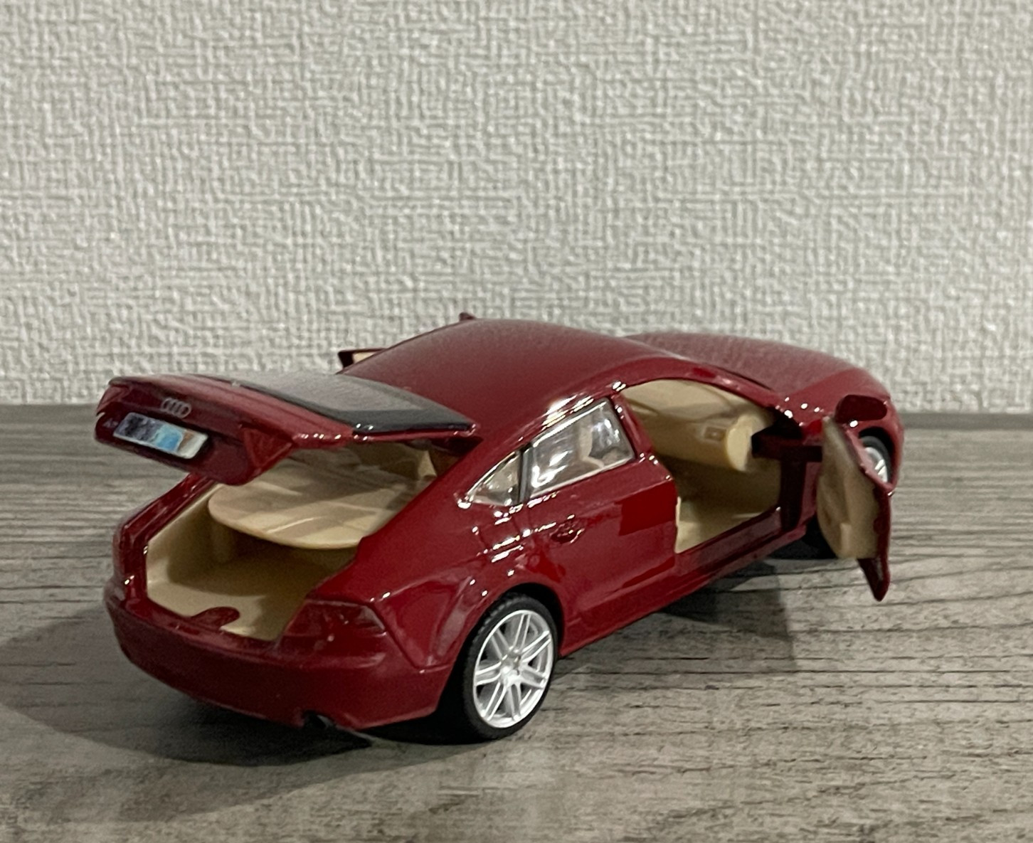 AUDI A7 (4G8) SPORTBACK QUATTRO 1:32 NEW DIECAST CAR COLLECTORS MODEL 2 CHOICE