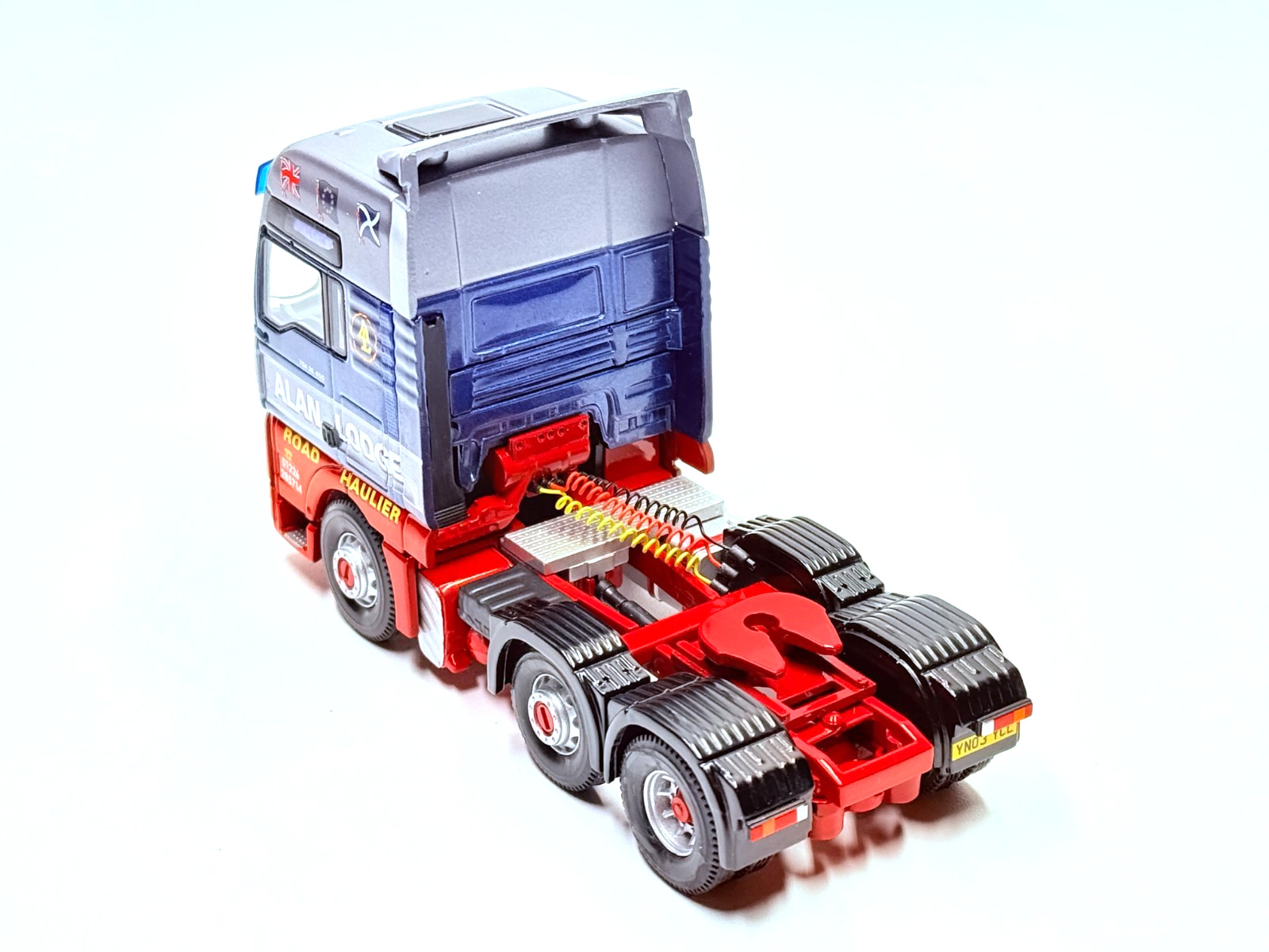 CORGI MAN TGA TRACTOR UNIT MODEL ONLY ALAN LODGE CC99164 1:50